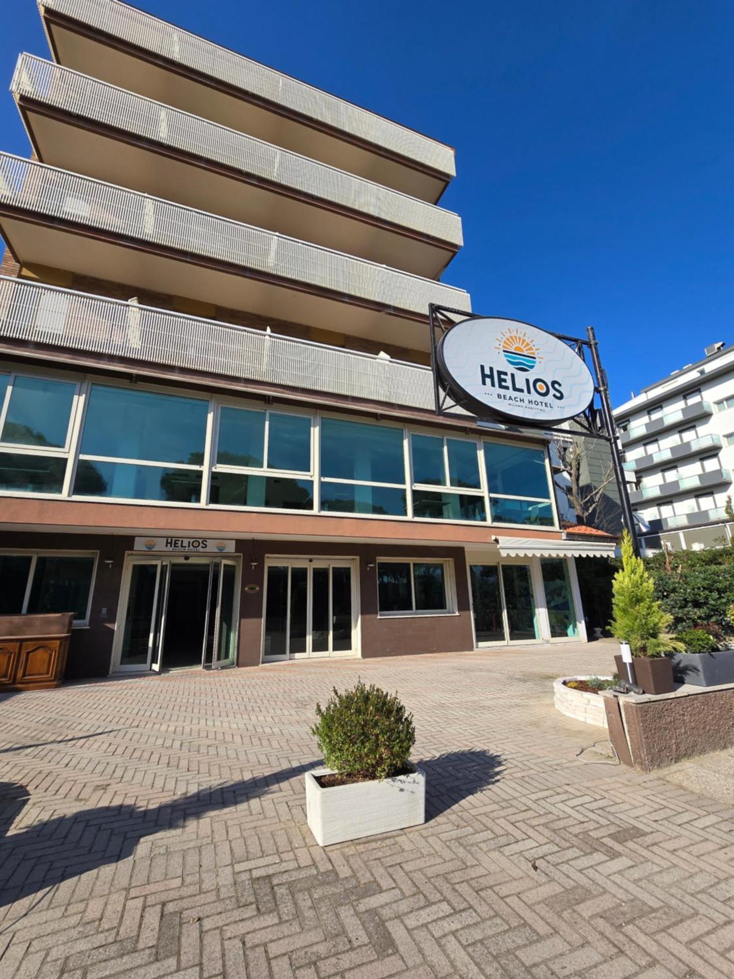 Hotel Helios Beach 米兰马瑞提那 外观 照片