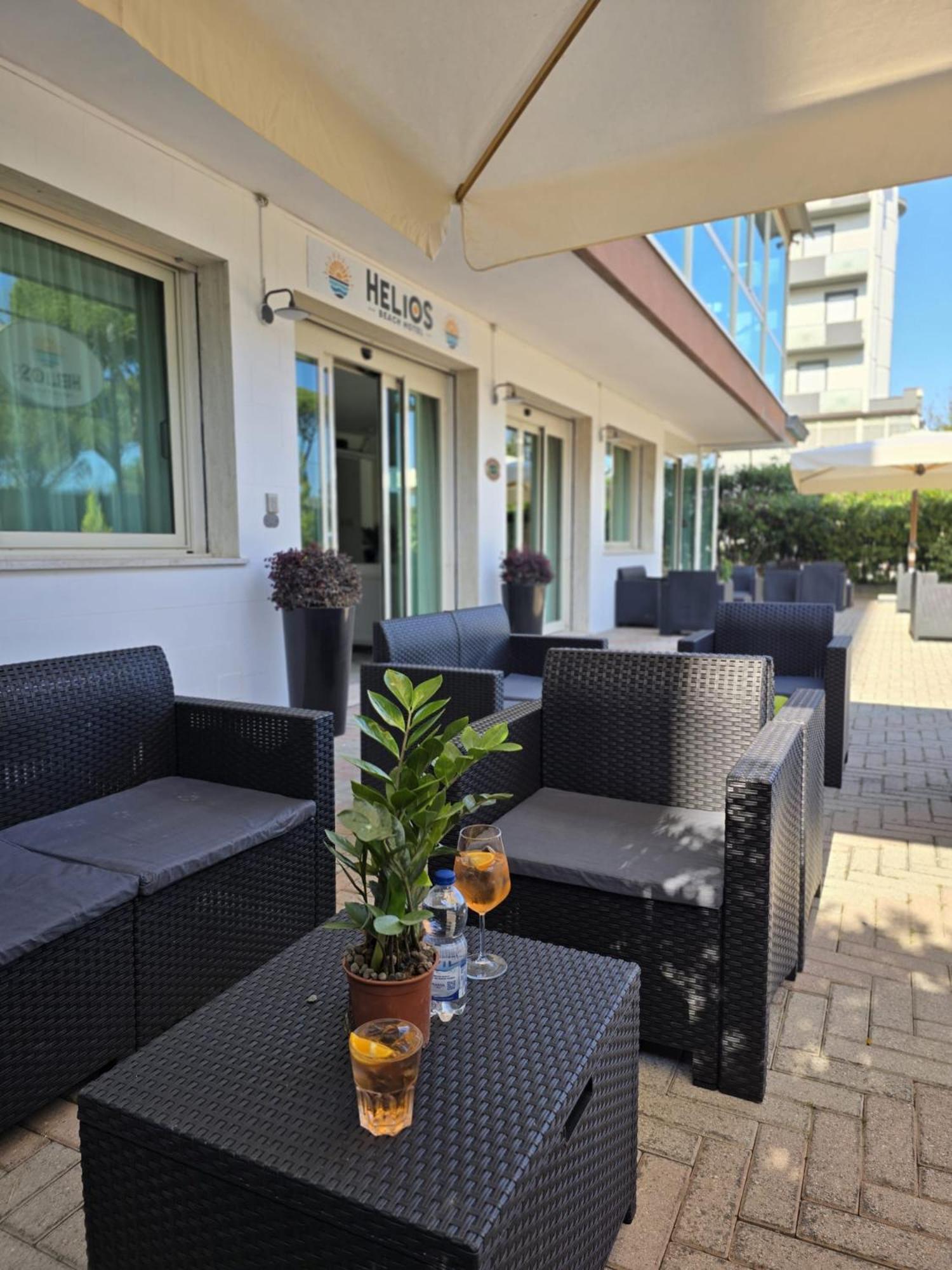 Hotel Helios Beach 米兰马瑞提那 外观 照片